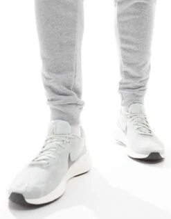 Nike Running Revolution 7 Trainers In Light Silver For Men Lgrey -Nike Sales Store 207060167 1 lgrey 1