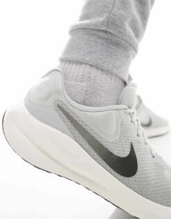 Nike Running Revolution 7 Trainers In Light Silver For Men Lgrey -Nike Sales Store 207060167 5