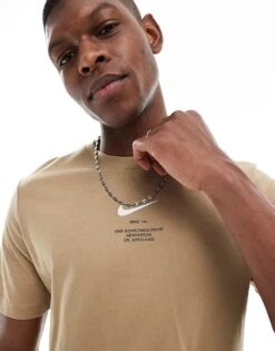 Nike Club Swoosh Graphic T-shirt In Beige For Men -Nike Sales Store 207357340 3
