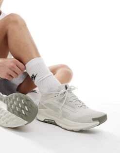 Nike Running ReactX Pegasus Trail 5 Gore-TEX Trainers In Light Green For Men Khaki