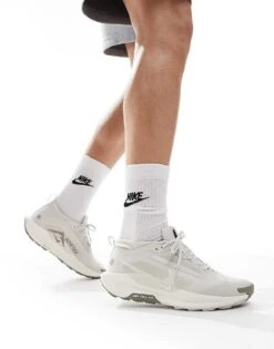 Nike Running ReactX Pegasus Trail 5 Gore-TEX Trainers In Light Green For Men Khaki -Nike Sales Store 207505777 3