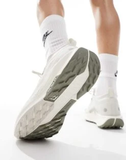 Nike Running ReactX Pegasus Trail 5 Gore-TEX Trainers In Light Green For Men Khaki -Nike Sales Store 207505777 4